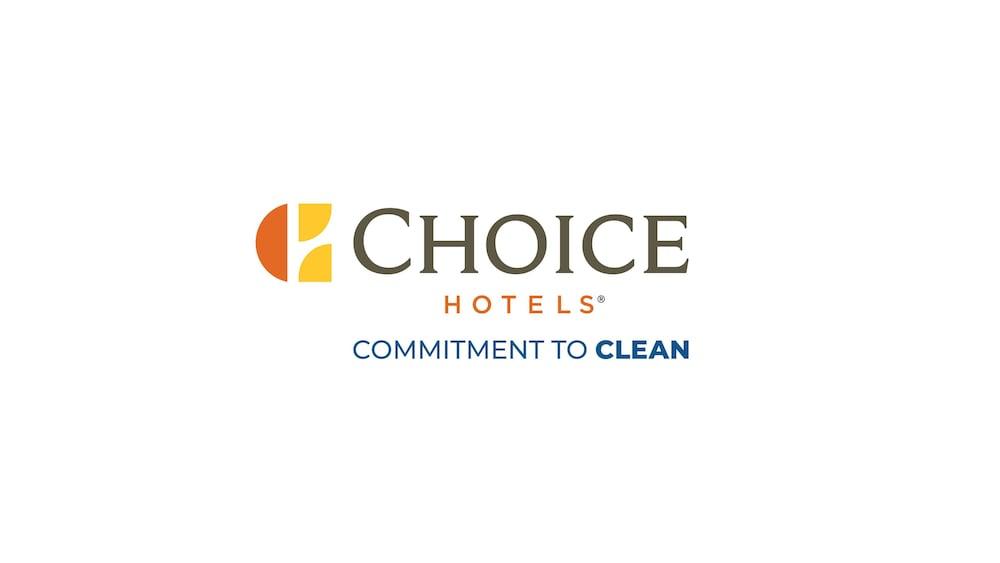 Quality Inn & Suites North Charleston - Ashley Phosphate Dış mekan fotoğraf