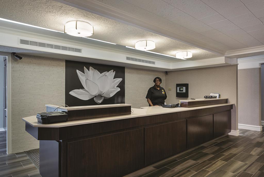 Quality Inn & Suites North Charleston - Ashley Phosphate Dış mekan fotoğraf