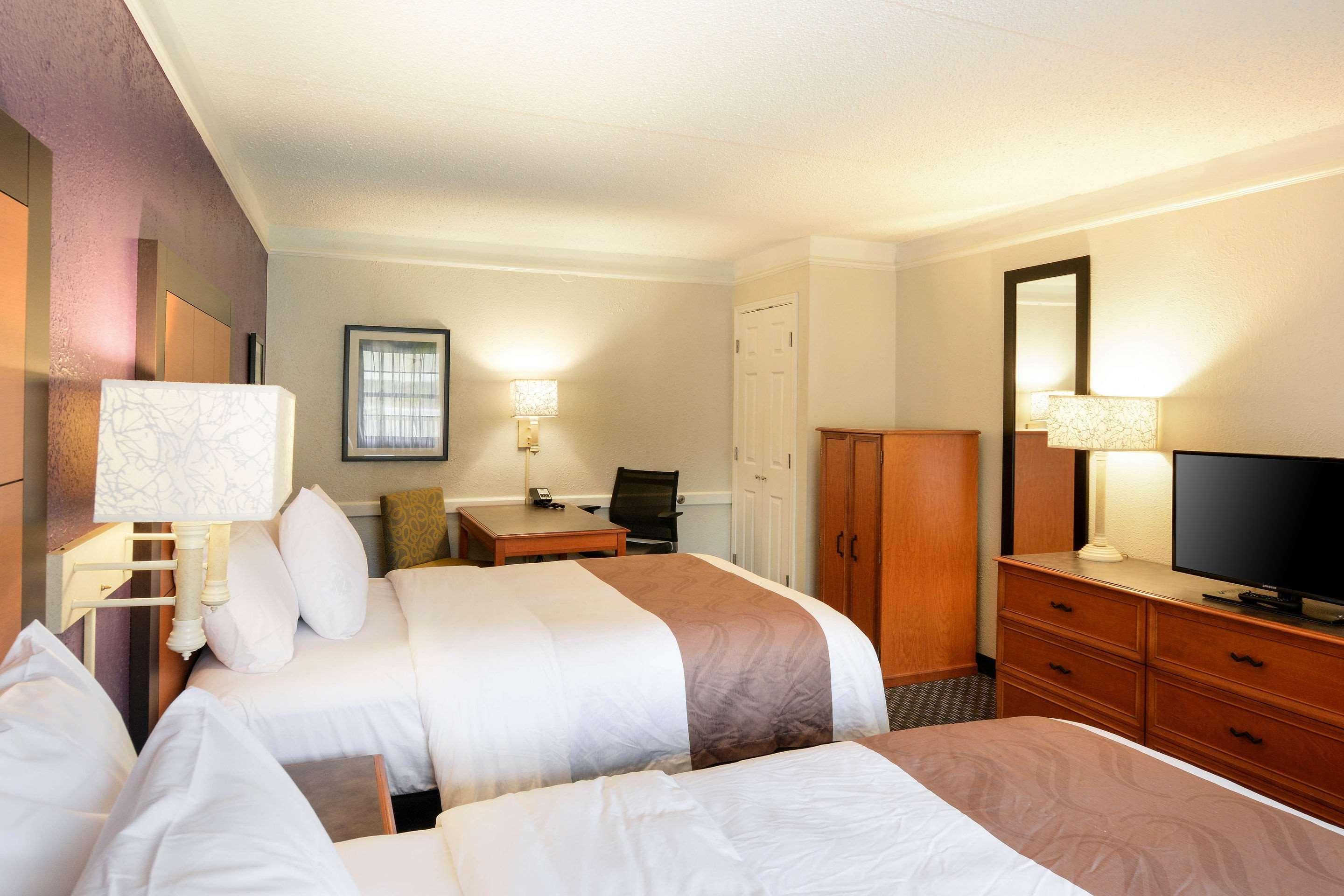 Quality Inn & Suites North Charleston - Ashley Phosphate Dış mekan fotoğraf