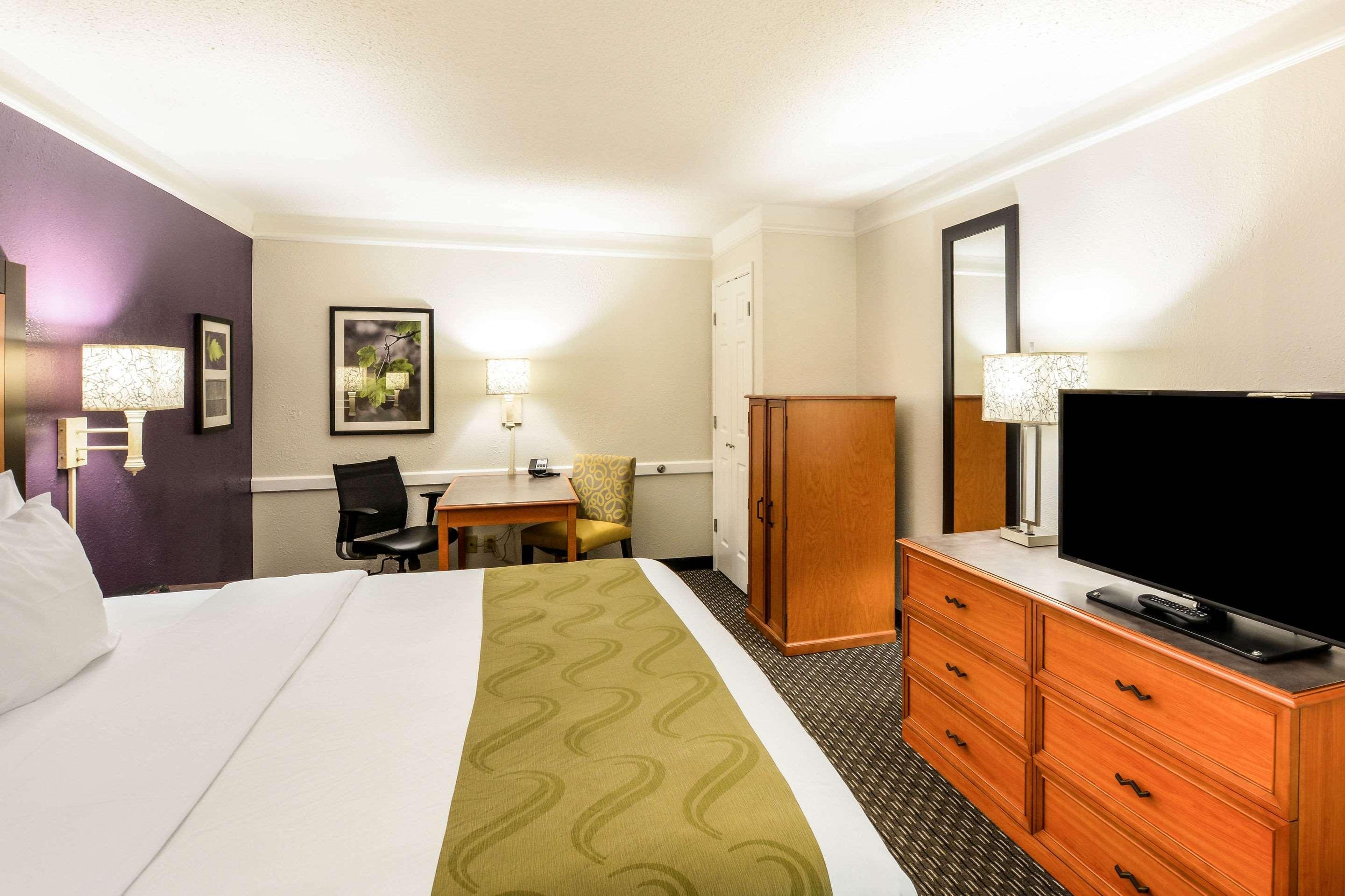 Quality Inn & Suites North Charleston - Ashley Phosphate Dış mekan fotoğraf