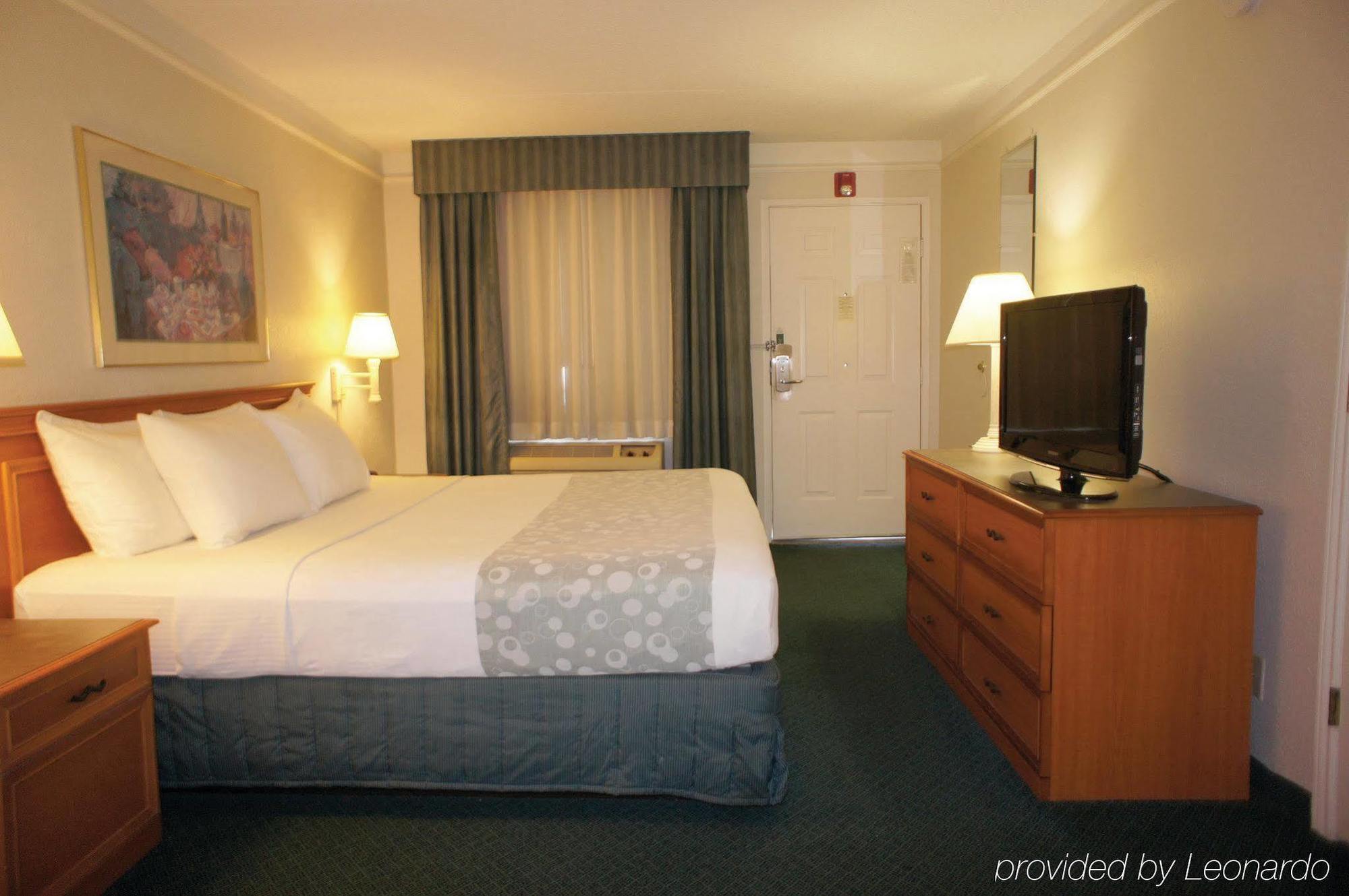 Quality Inn & Suites North Charleston - Ashley Phosphate Dış mekan fotoğraf