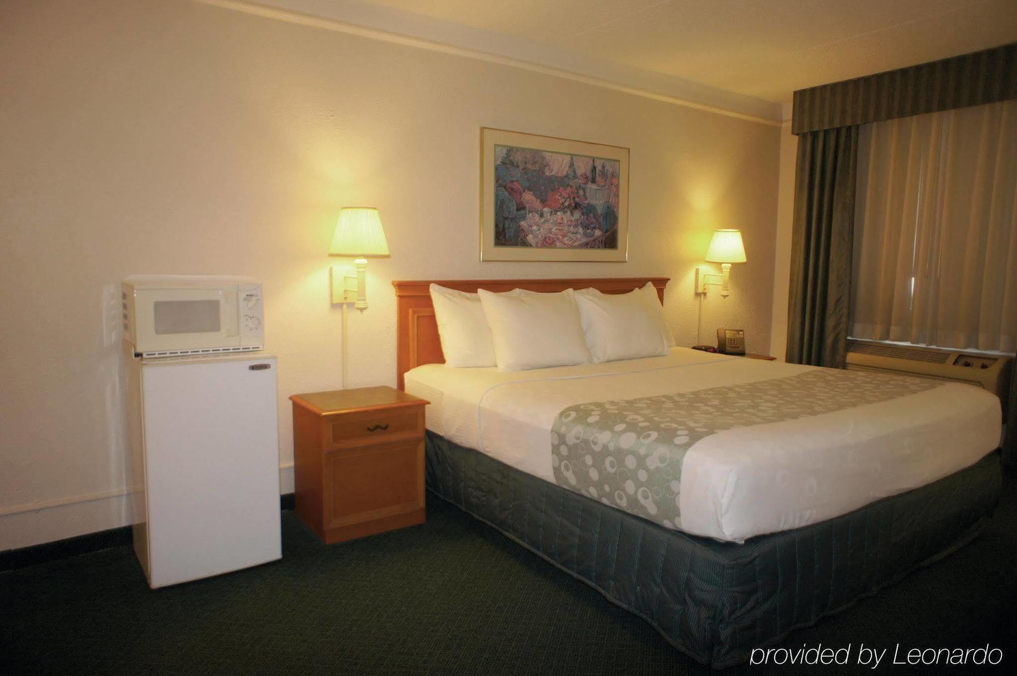 Quality Inn & Suites North Charleston - Ashley Phosphate Dış mekan fotoğraf